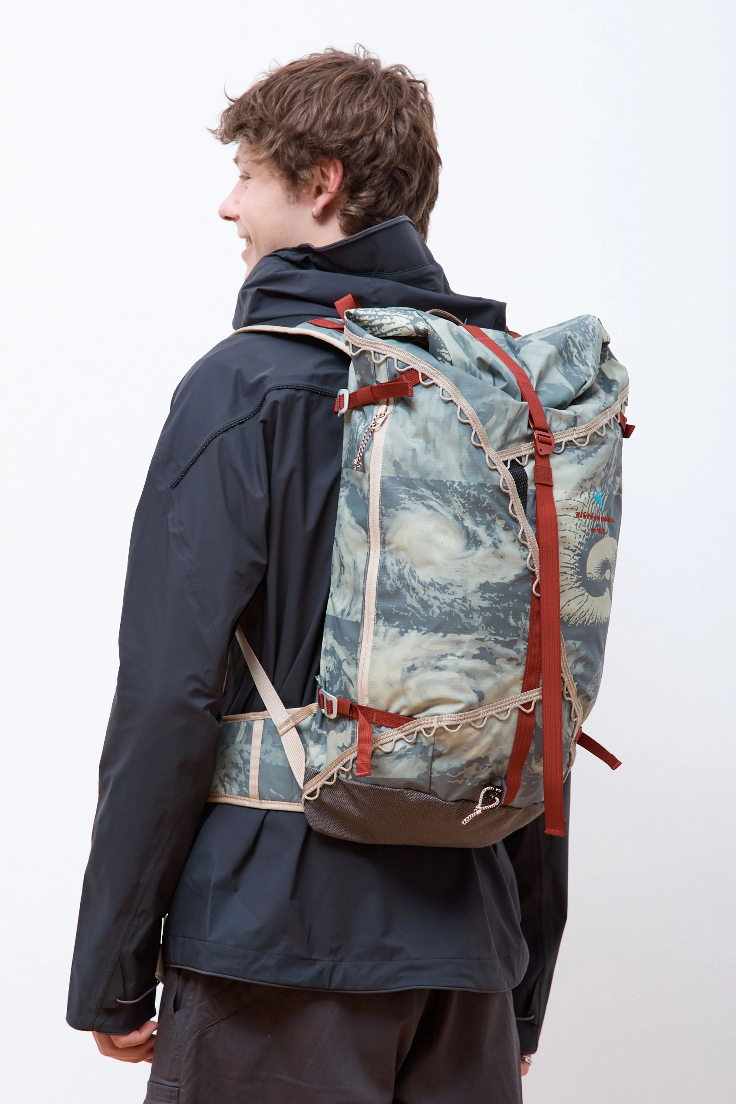 197 Retina Mountain Backpack Hurricane Sand