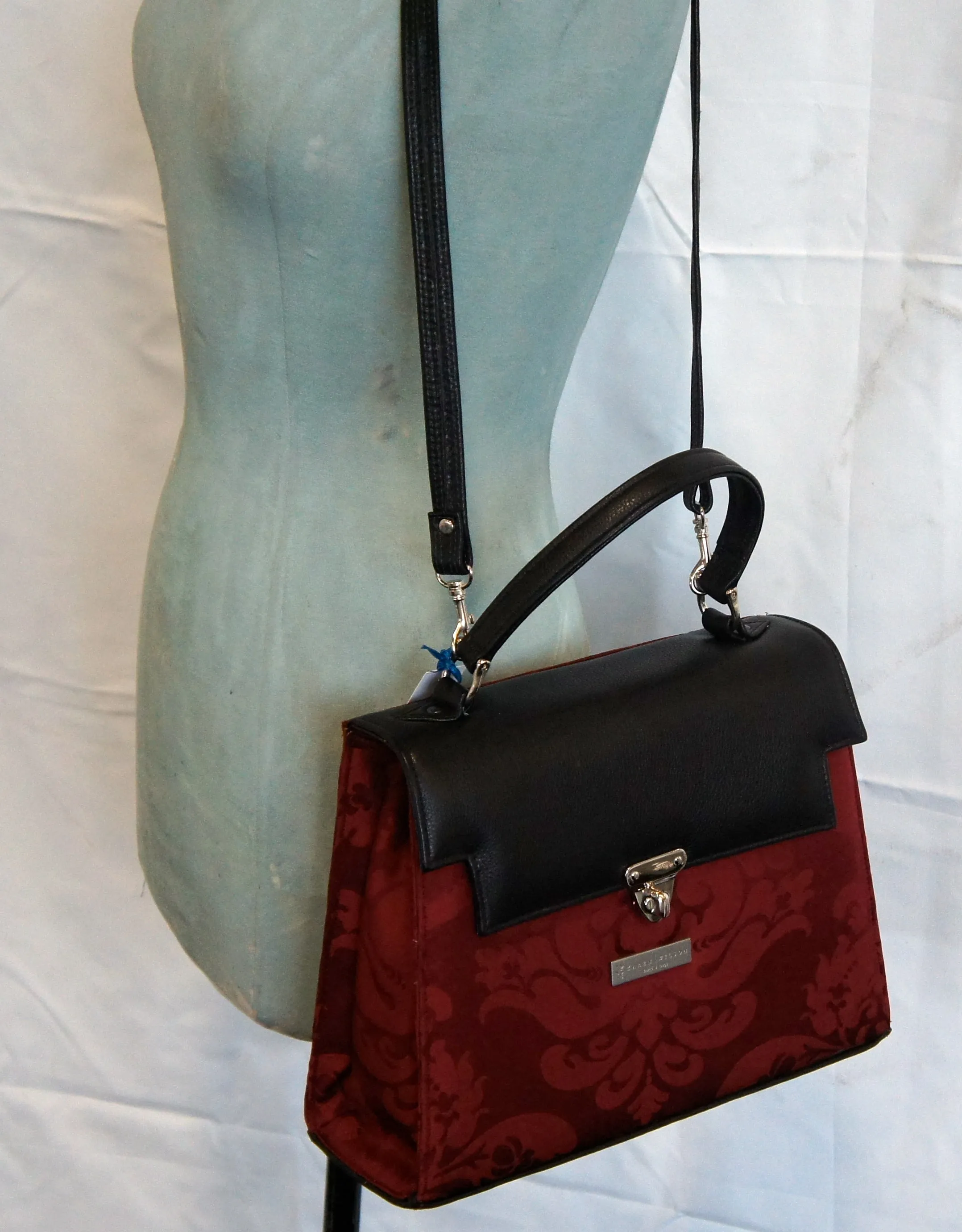 4072  Kelly Bag /Red Silk Damask