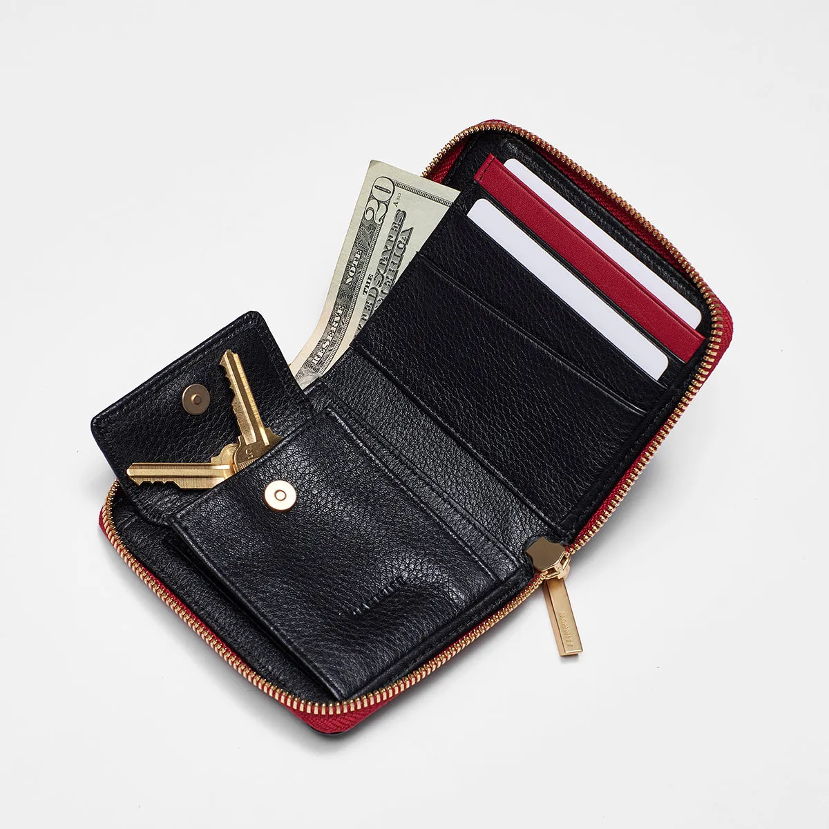 5 North | Black/Brushed Gold Red Zip