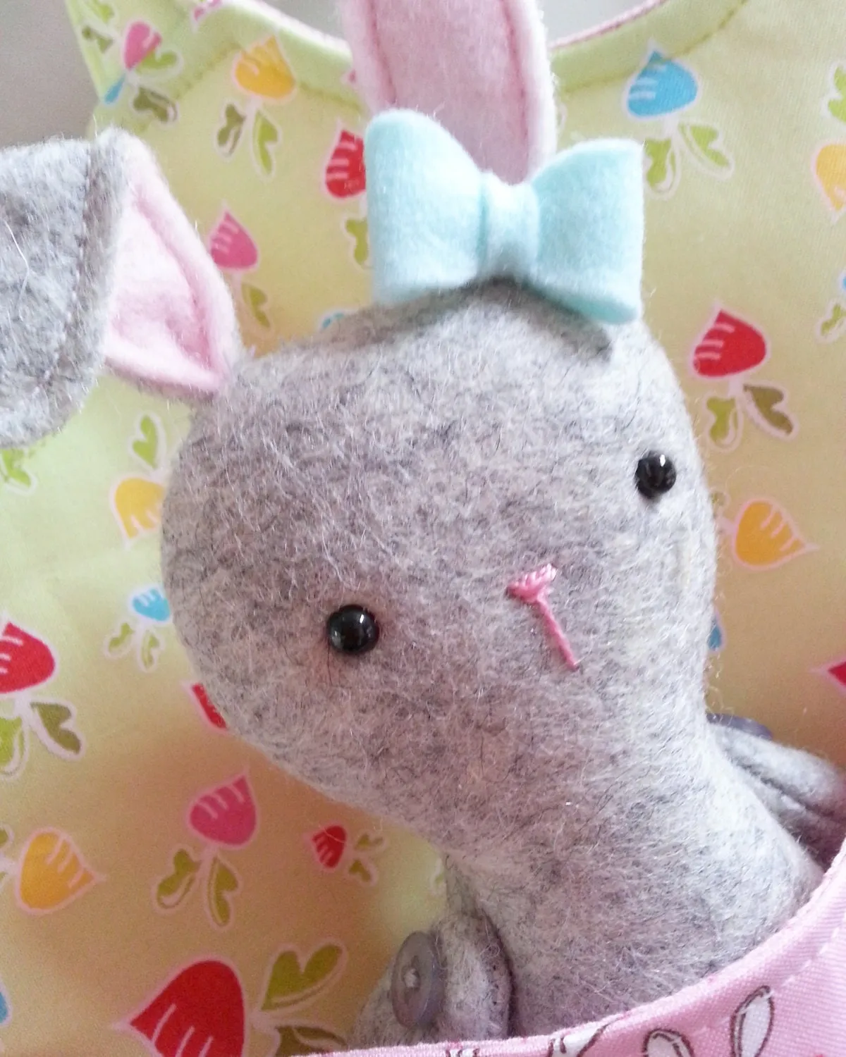 Bag O' Bunnies: Sewing pattern for bag and bunnies