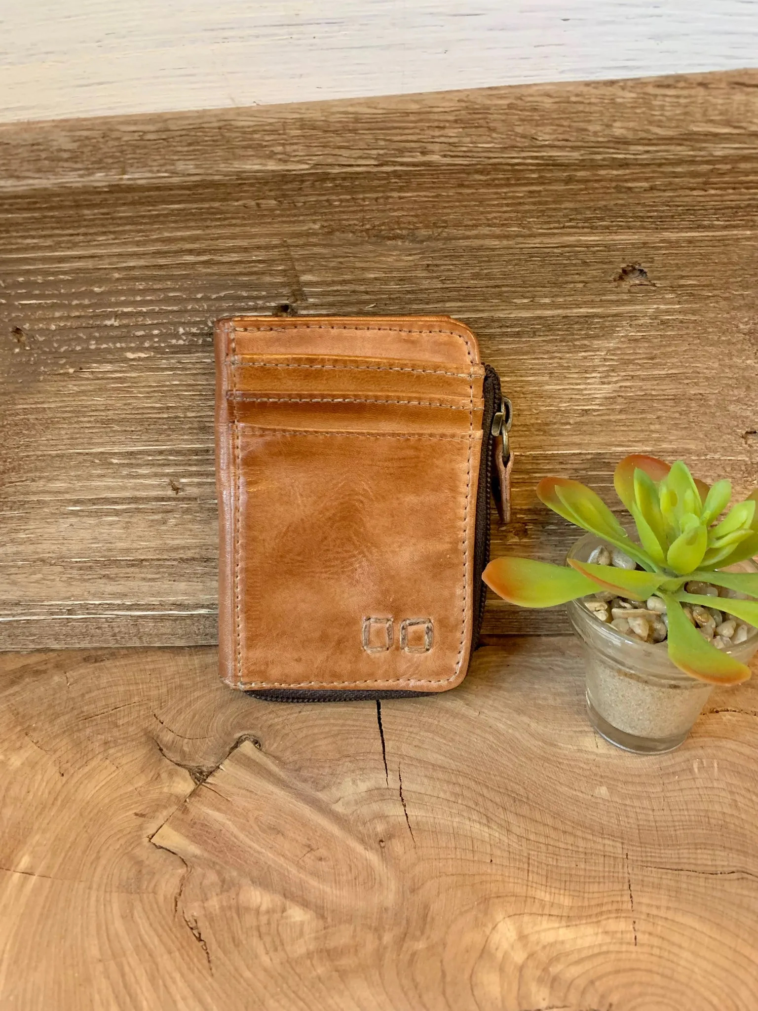 Bed|Stu Carrie Tan Rustic Wallet