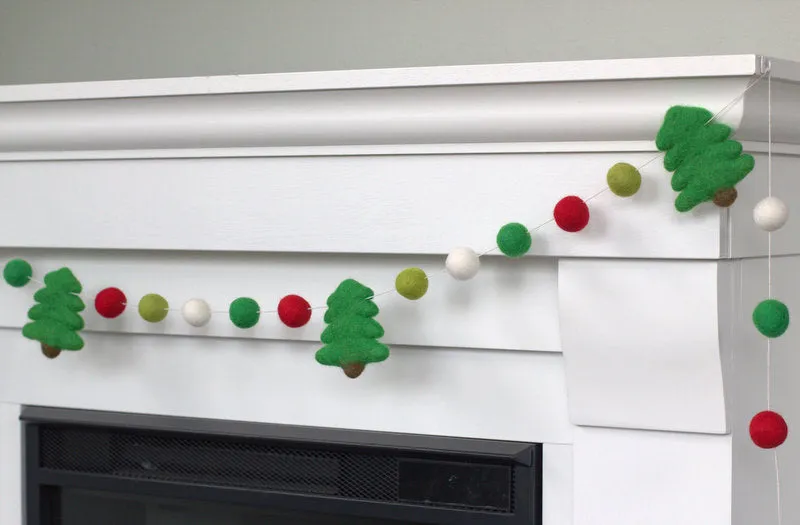 Christmas Tree Felt Garland- Red, Kelly Green, Lime & White- KELLY GREEN Trees