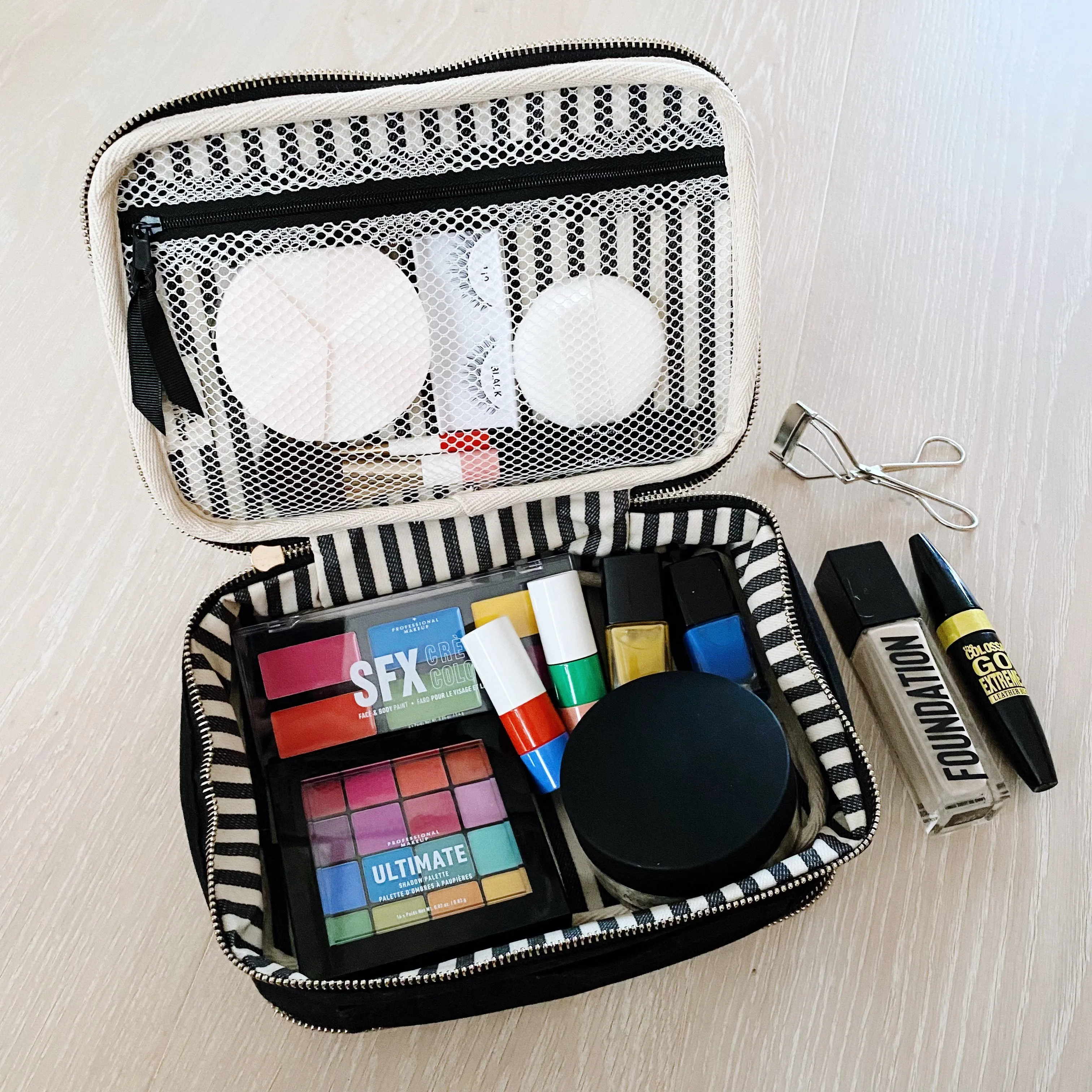 Double Sided Toiletry Case, Black