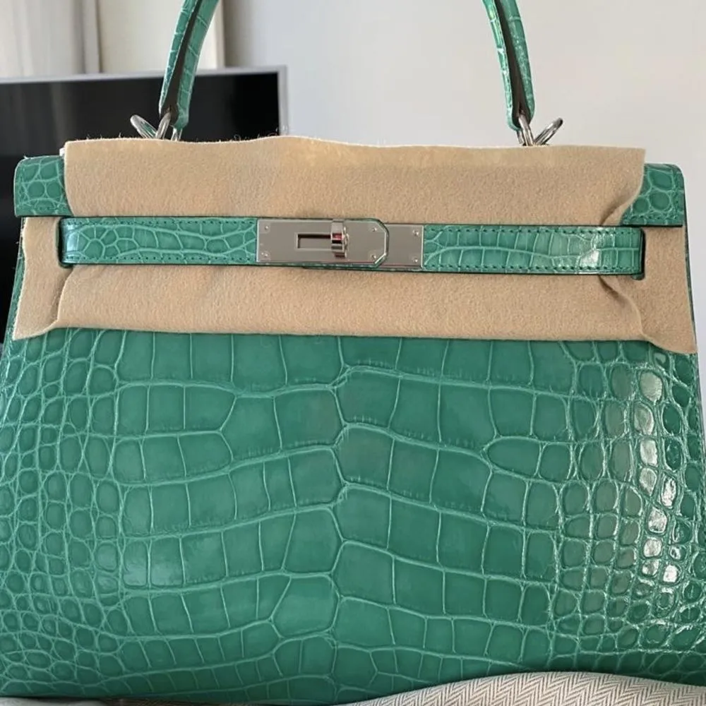 Hermès Kelly 28 Vert Jade Sellier Alligator Mississippi Lisse Palladium Hardware PHW