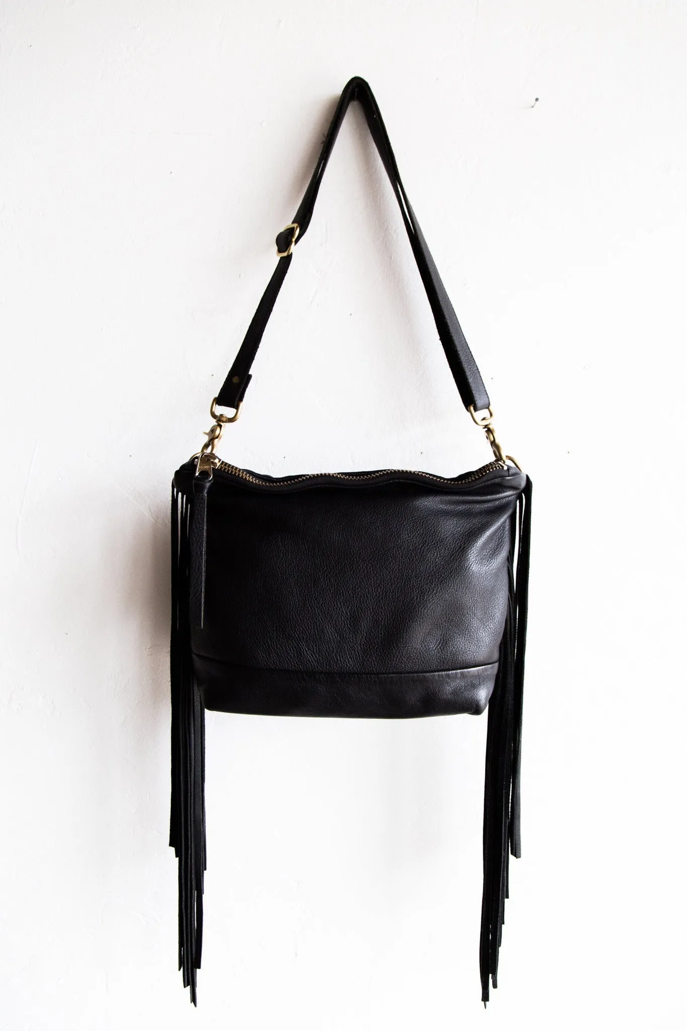 Jax Avery Fringe Messenger