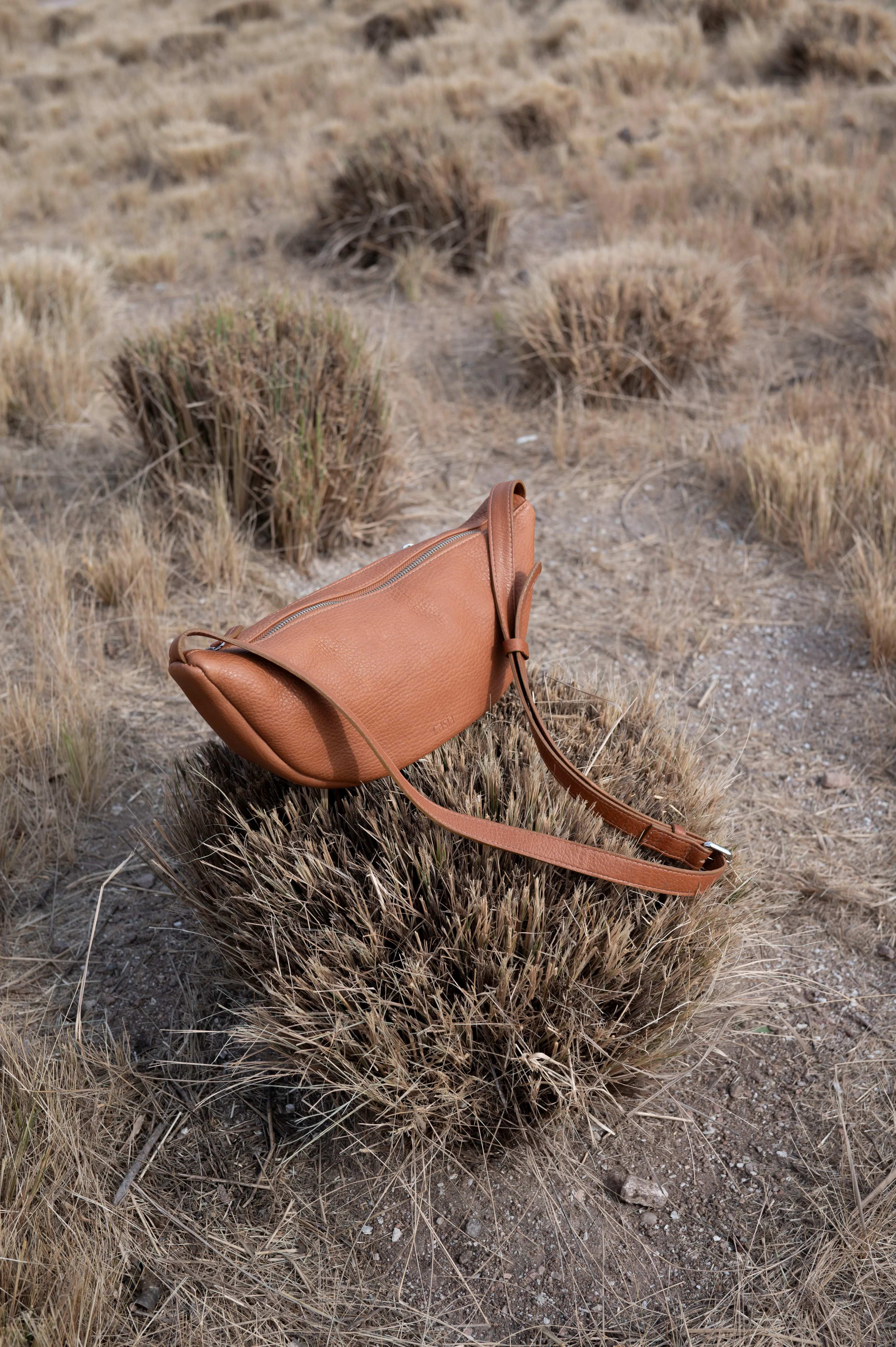 Leather Sling bag - Teca