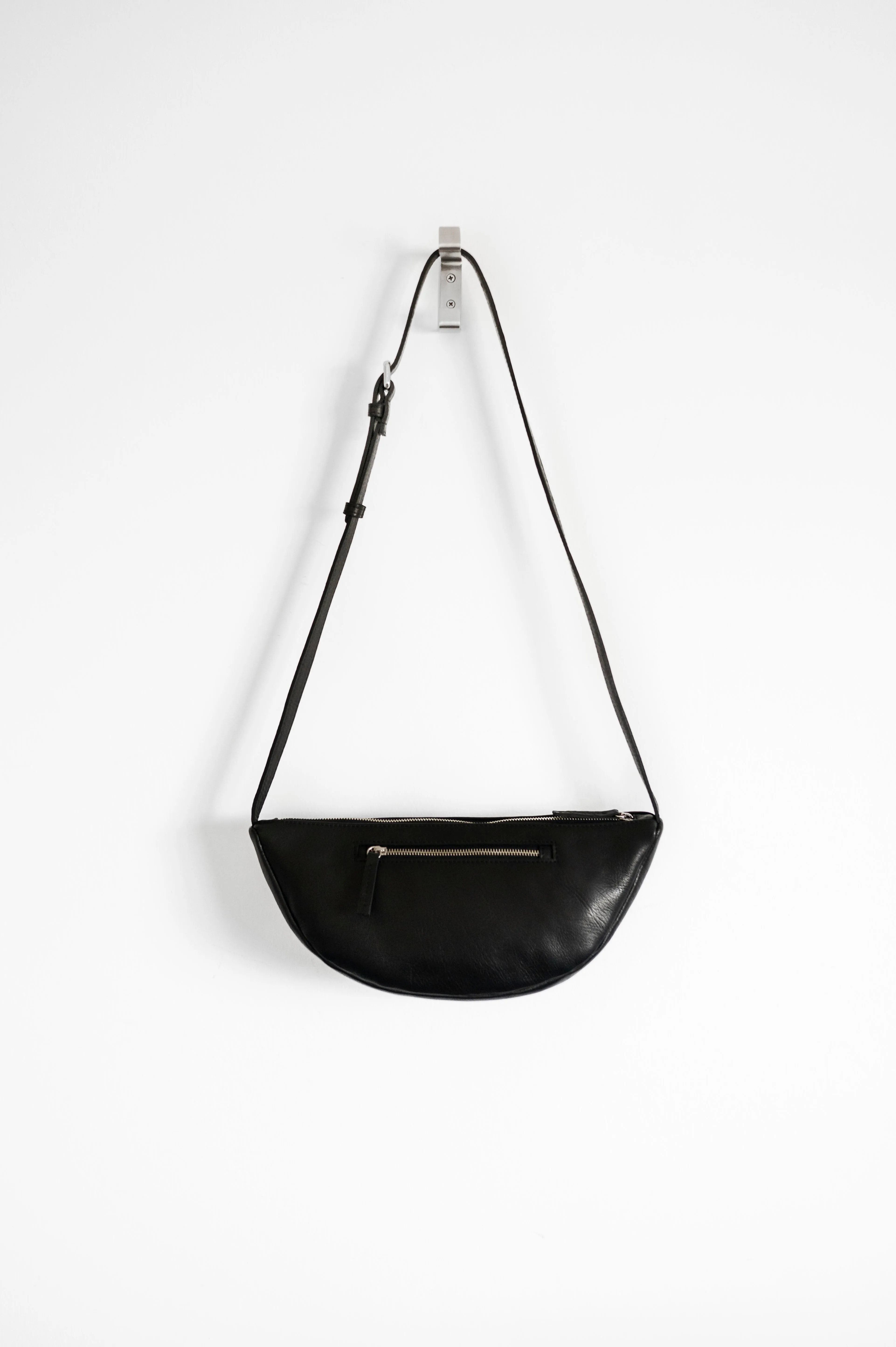 Leather Sling bag - Teca