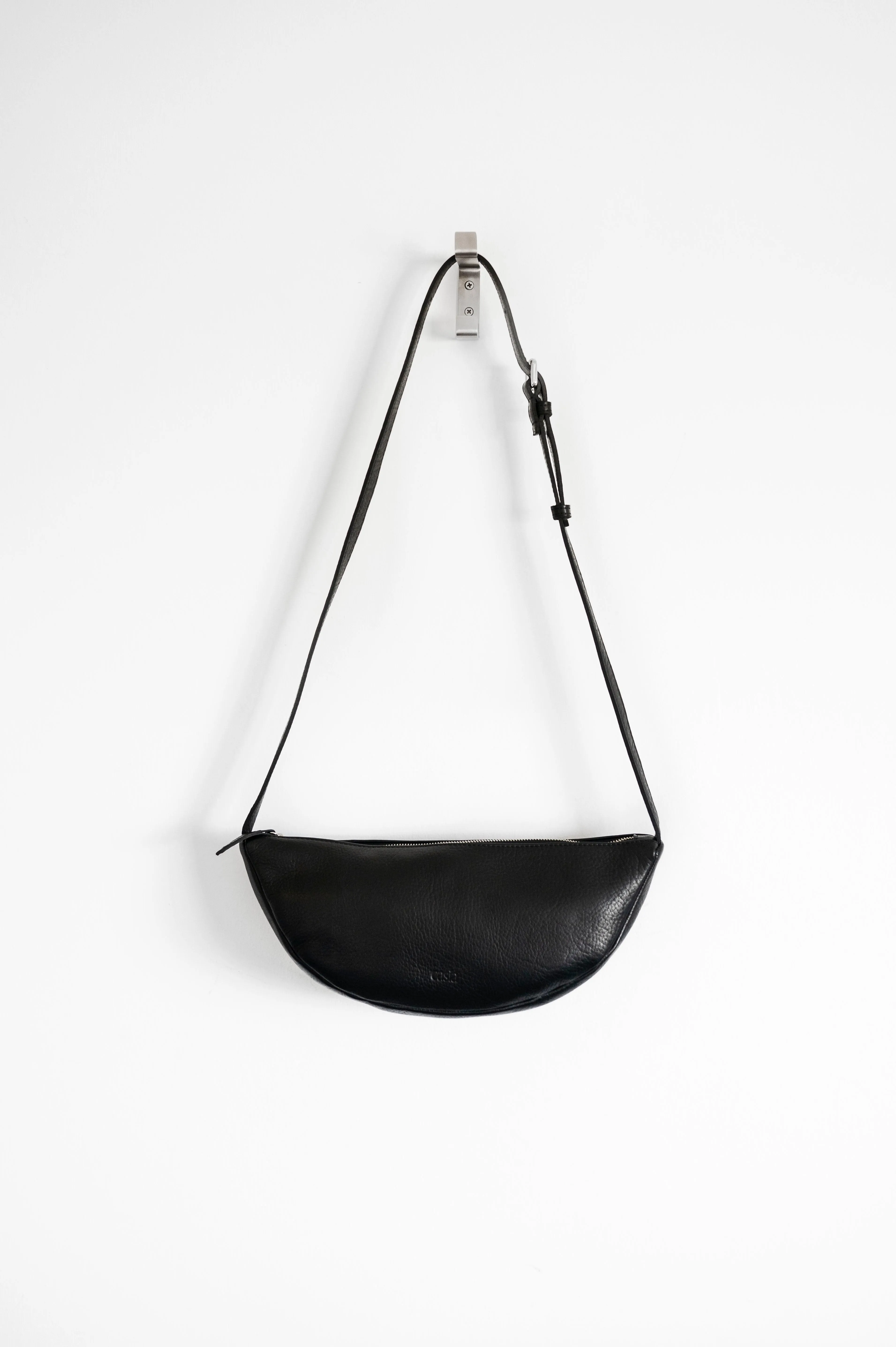 Leather Sling bag - Teca