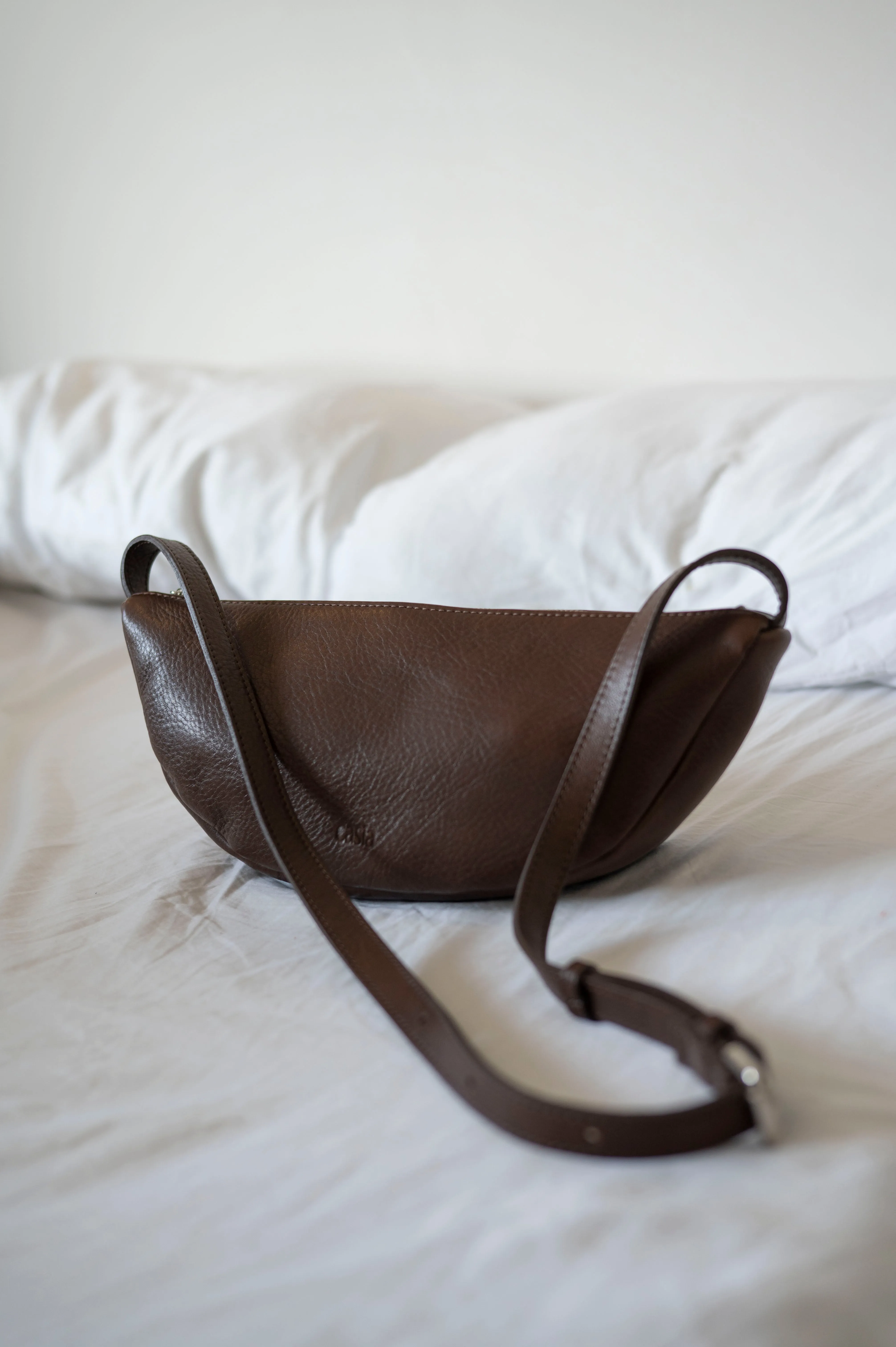 Leather Sling bag - Teca