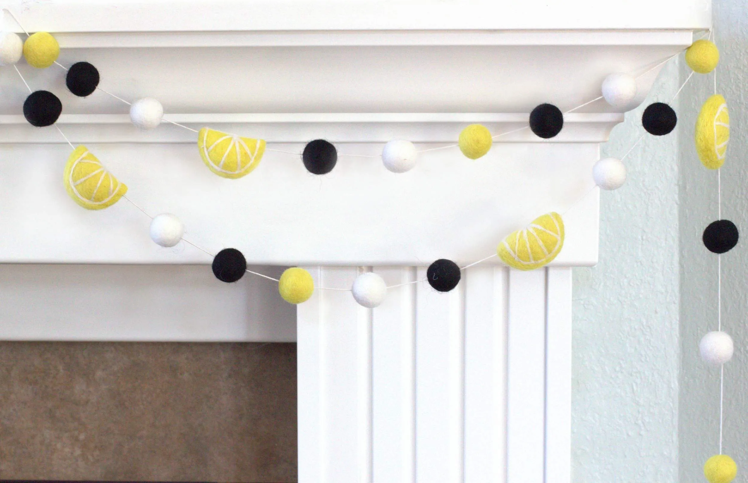 Lemon Garland- Yellow, Black & White