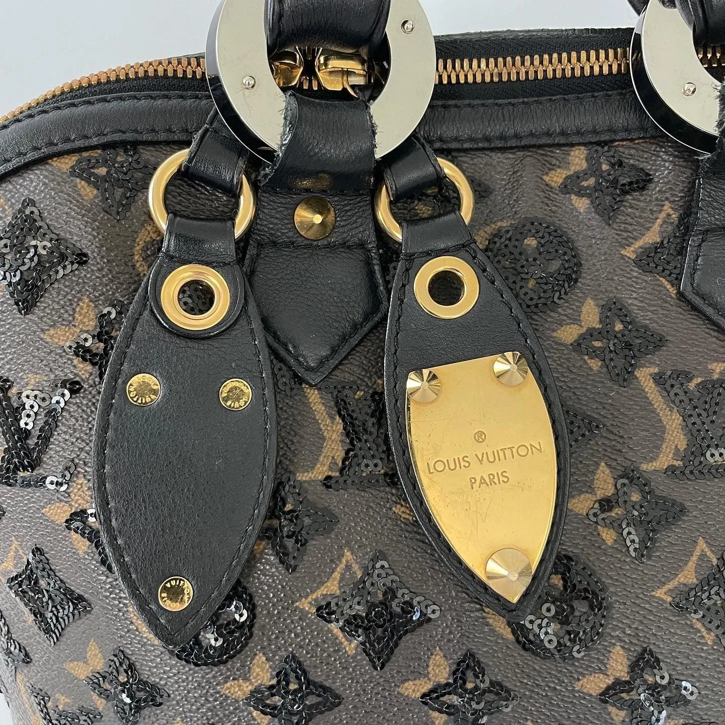 LOUIS VUITTON Alma bag