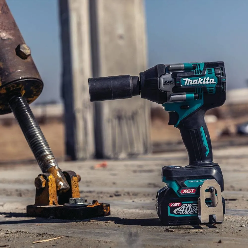 Makita 40V MAX (GWT07D) XGT️ 1/2 In. Square Impact Wrench Kit