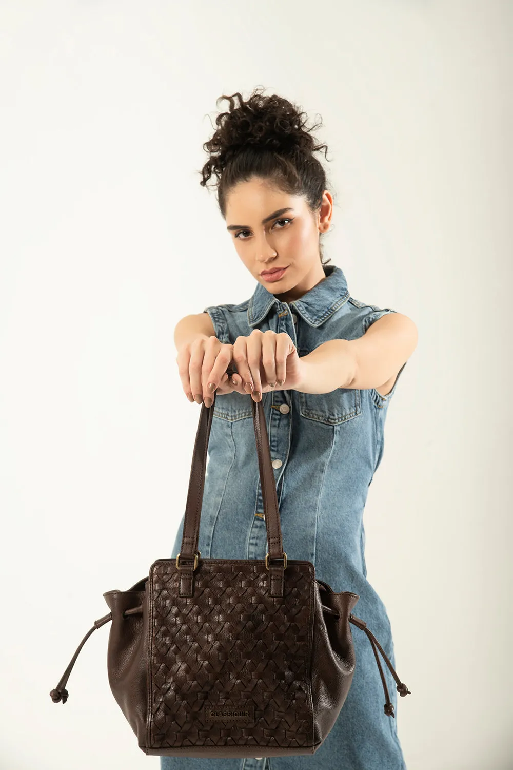 Nantes Cross Weave Hobo Bag