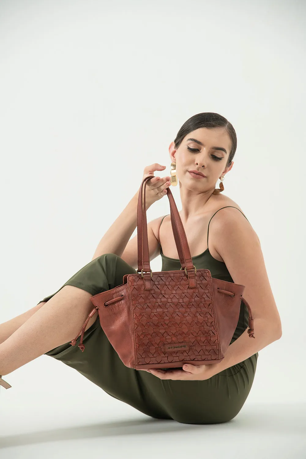 Nantes Cross Weave Hobo Bag