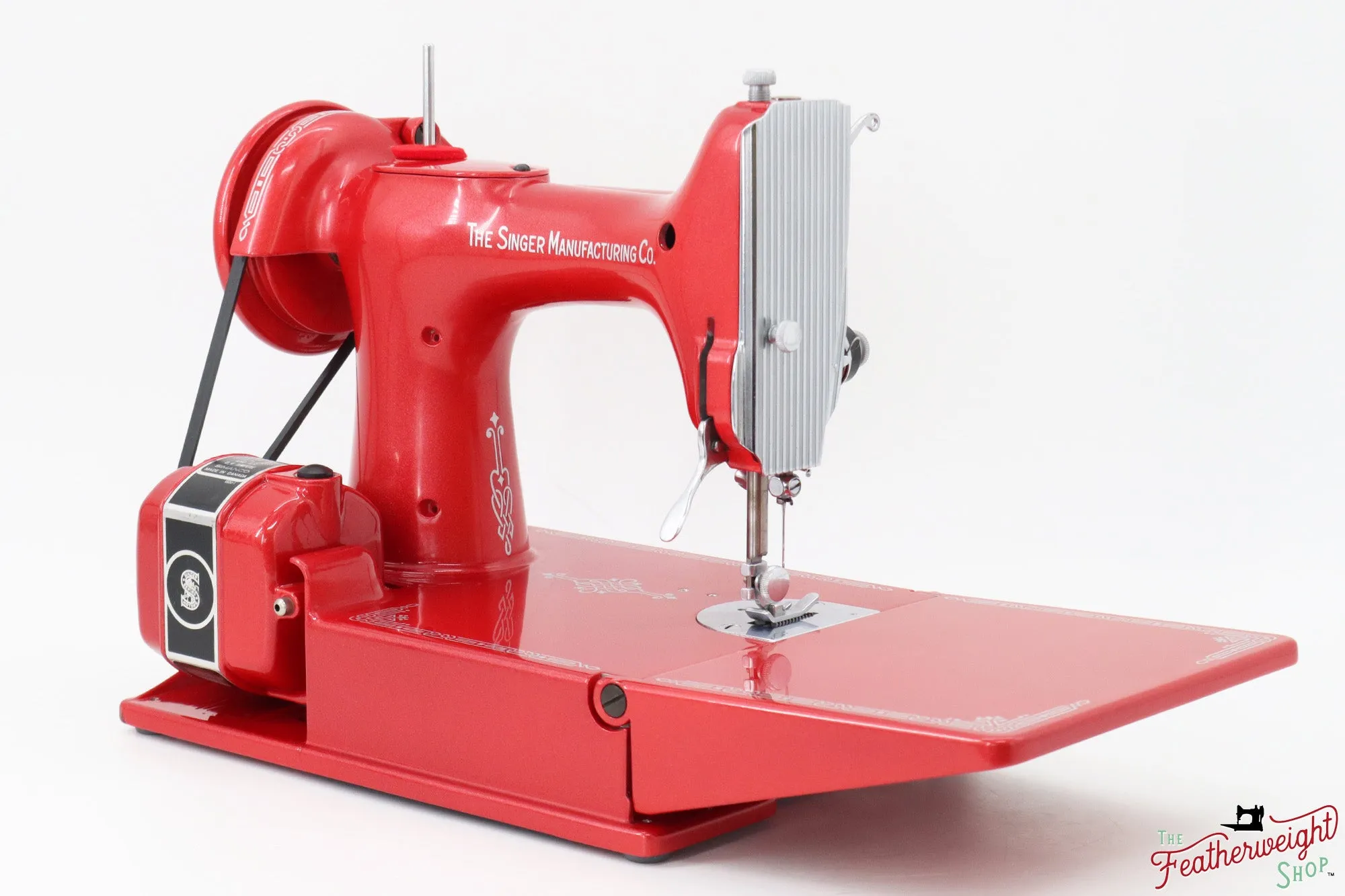 Singer Featherweight 221, AH318*** - Fully Restored in Candy Apple Red