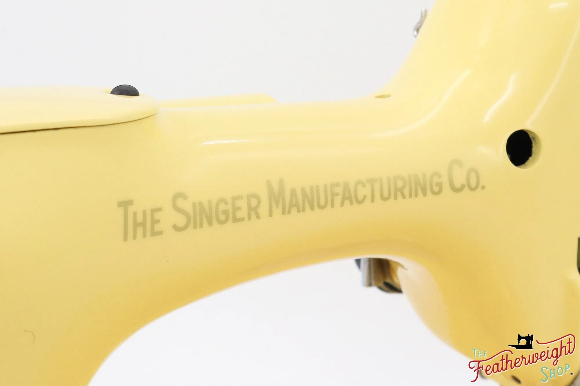 Singer Featherweight 221, AH6642** - Fully Restored in Happy Yellow