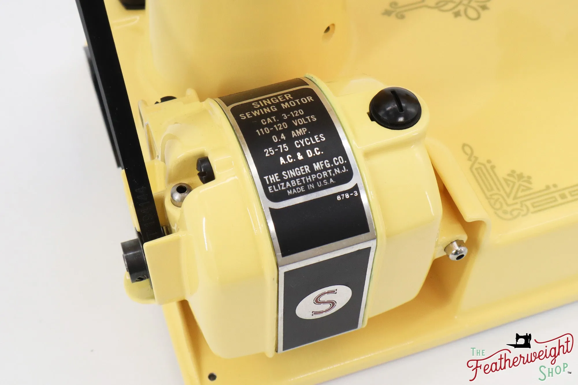 Singer Featherweight 221, AH6642** - Fully Restored in Happy Yellow