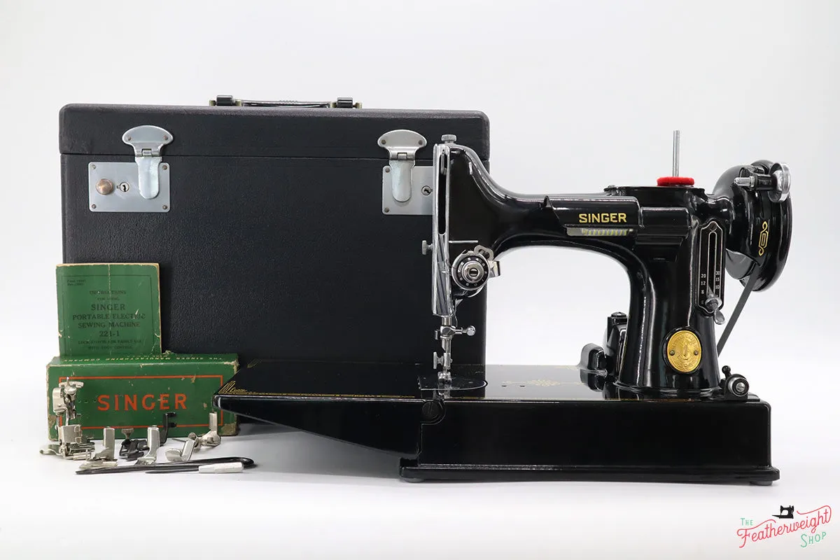 Singer Featherweight 221 Sewing Machine, AJ785***