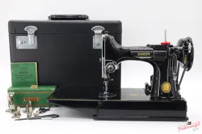 Singer Featherweight 221 Sewing Machine, AL033***