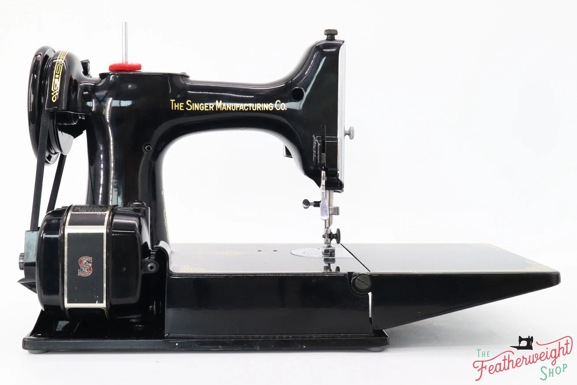 Singer Featherweight 221 Sewing Machine, AL538***