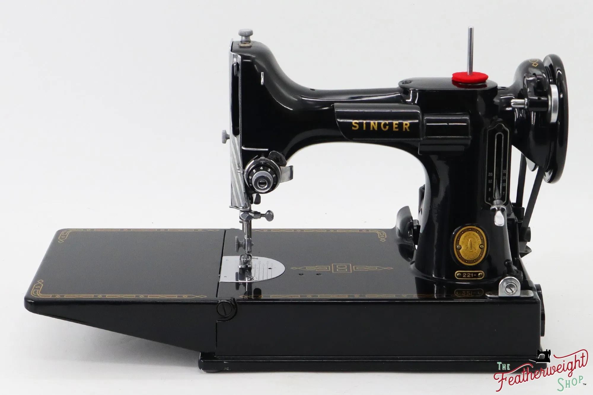 Singer Featherweight 221 Sewing Machine, AM1620** - 1955