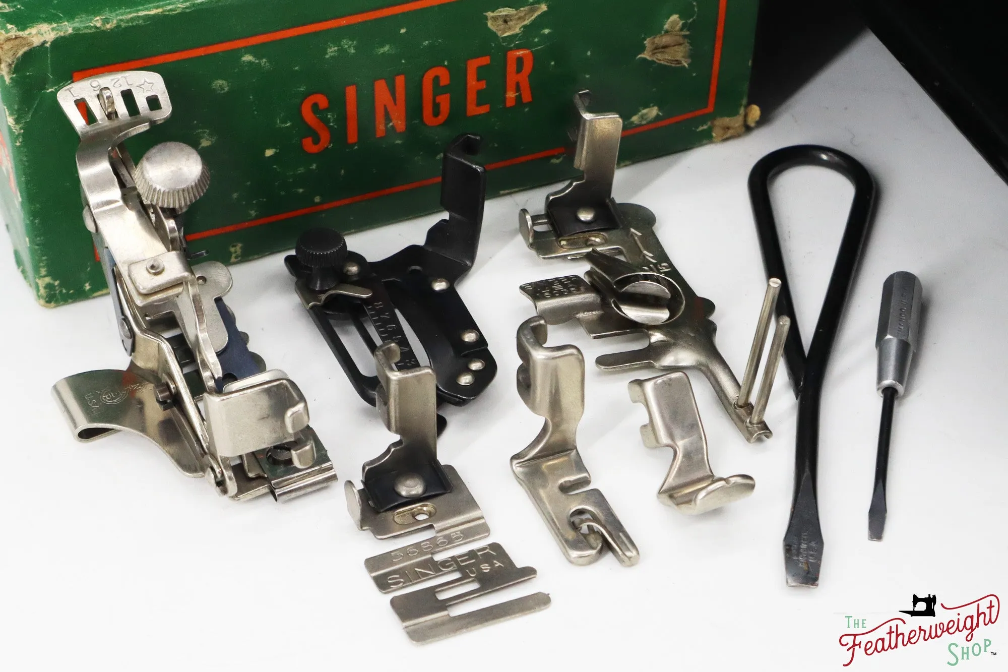 Singer Featherweight 221 Sewing Machine, AM1620** - 1955