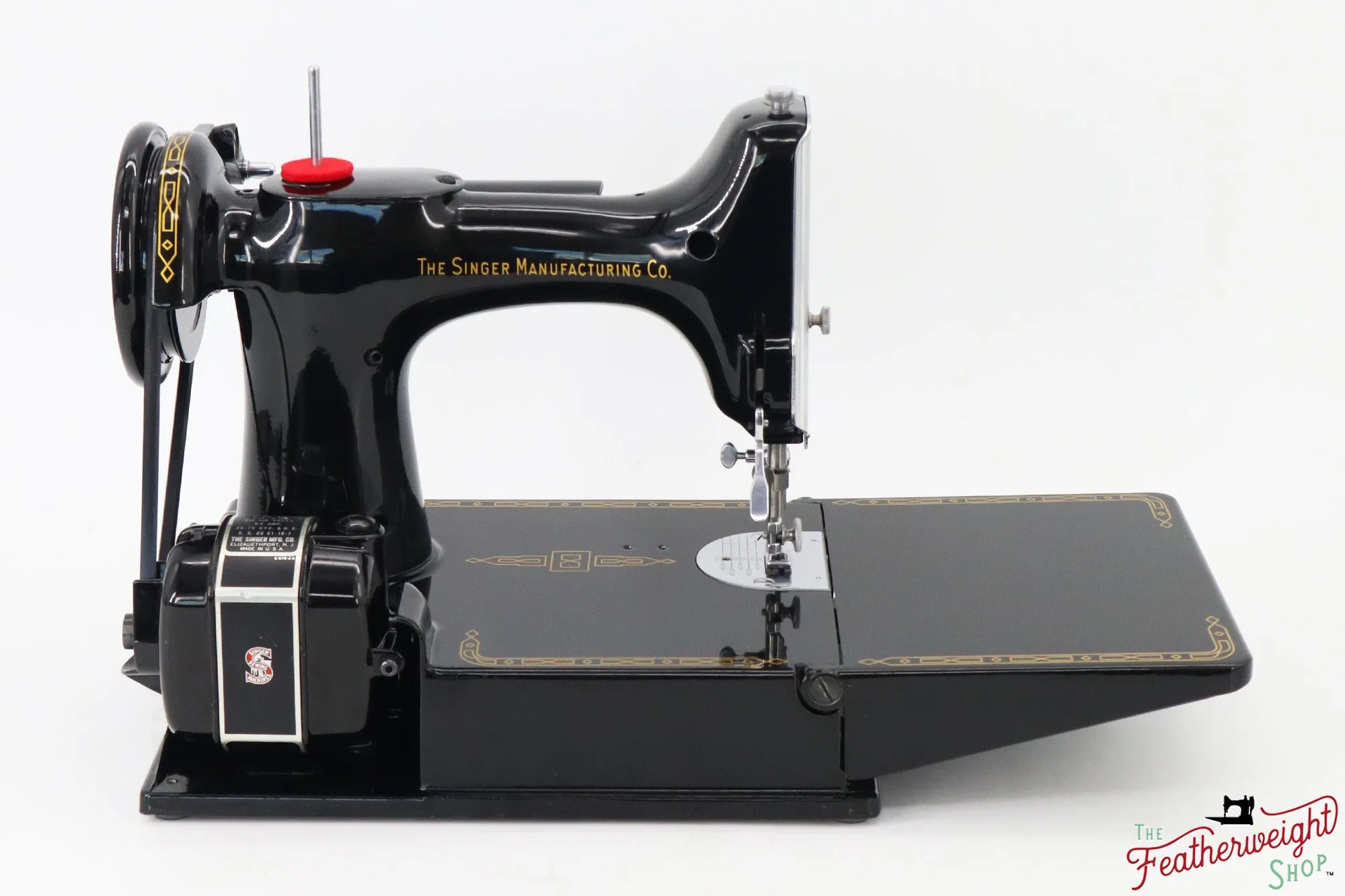 Singer Featherweight 221 Sewing Machine, AM391*** - 1956