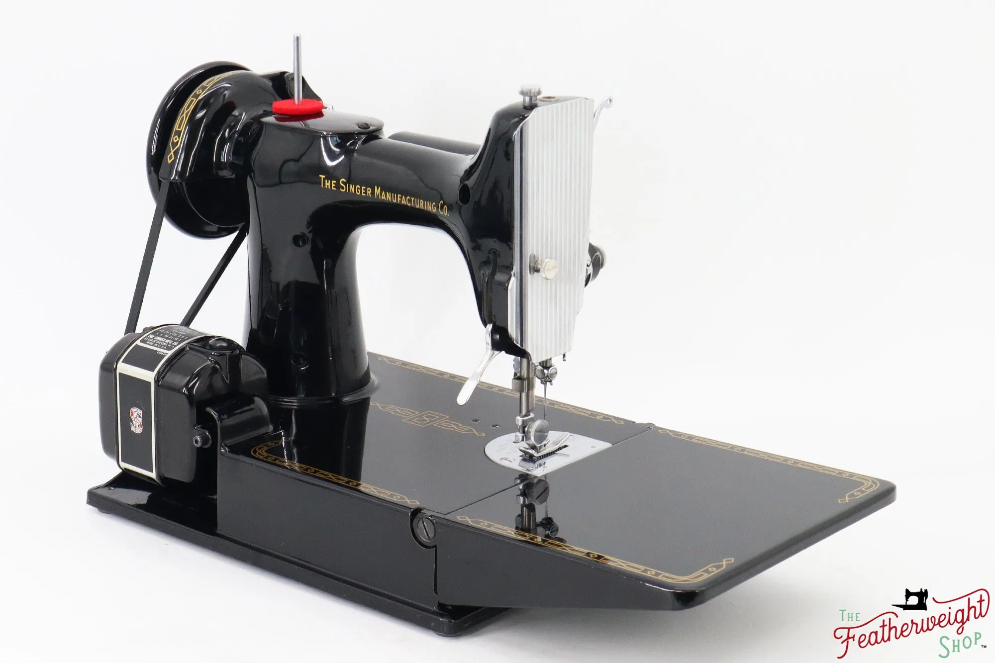 Singer Featherweight 221 Sewing Machine, AM391*** - 1956