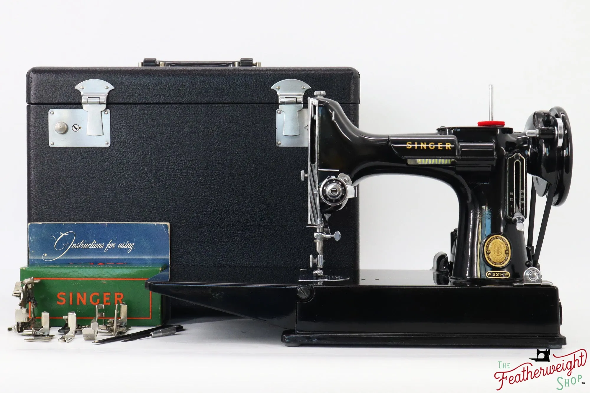 Singer Featherweight 221 Sewing Machine, AM391*** - 1956