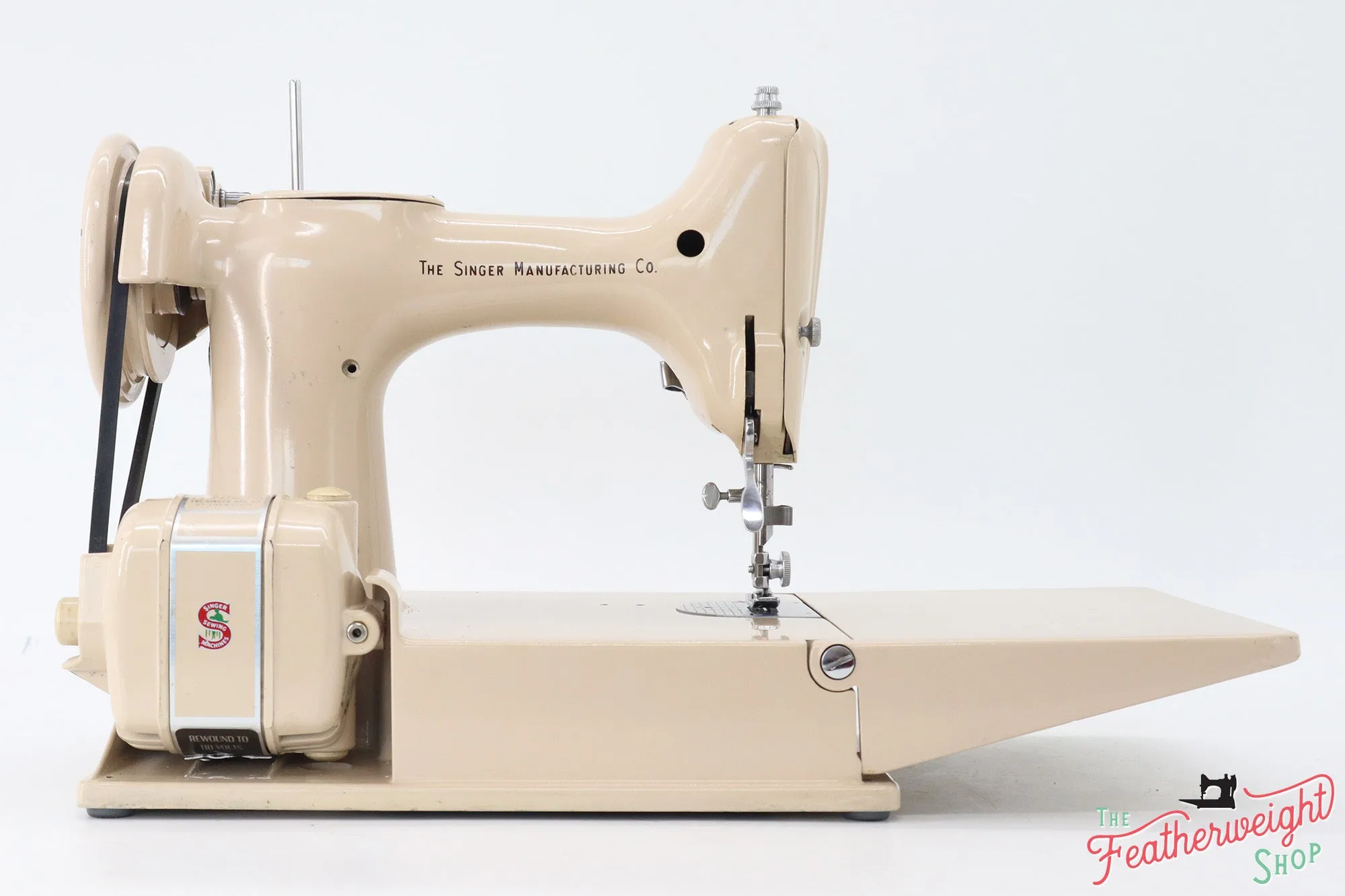 Singer Featherweight 221J Sewing Machine, Tan - JE156***