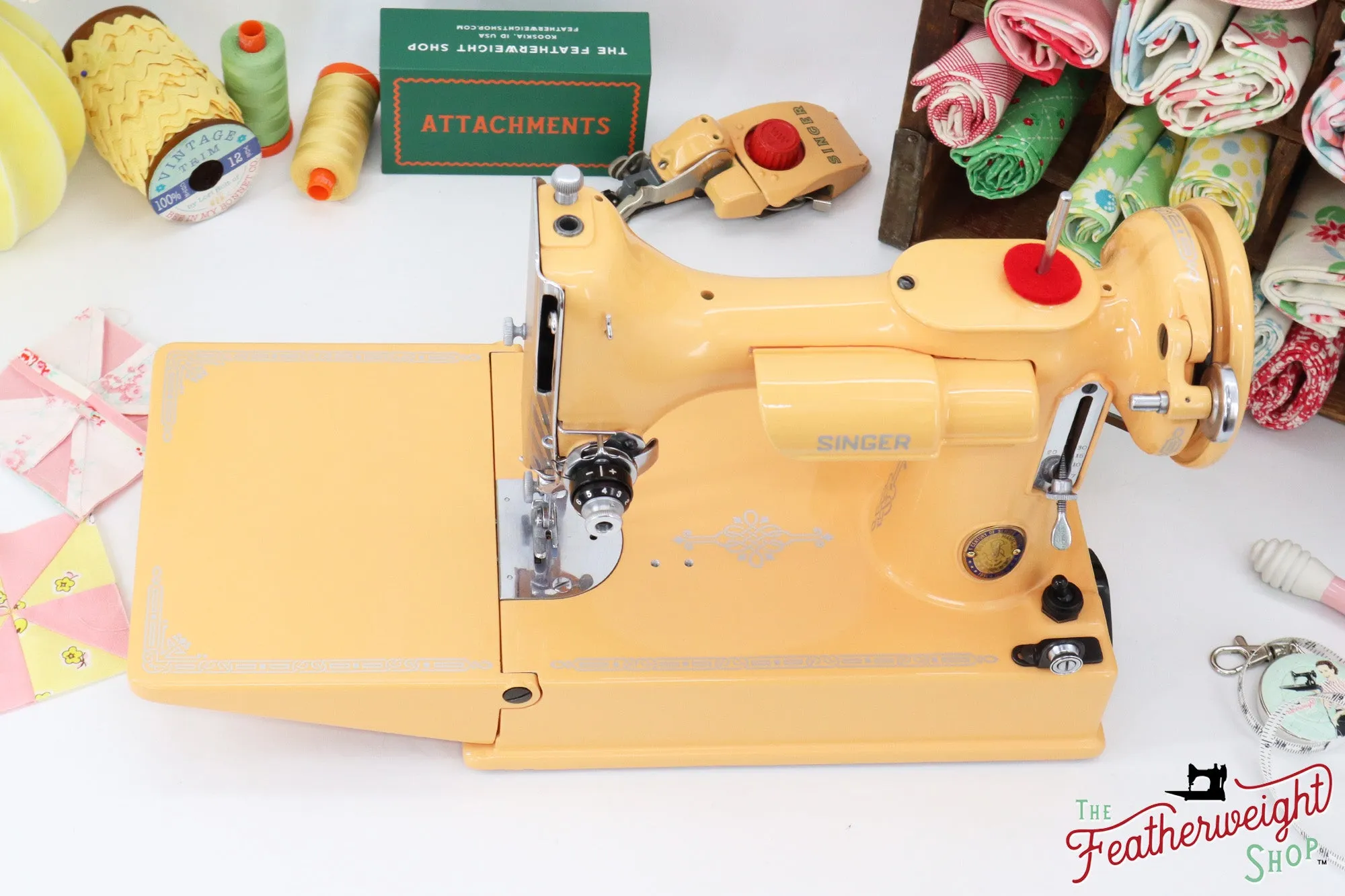 Singer Featherweight 221K, Centennial - EF566*** - Fully Restored in Delightful Apricot