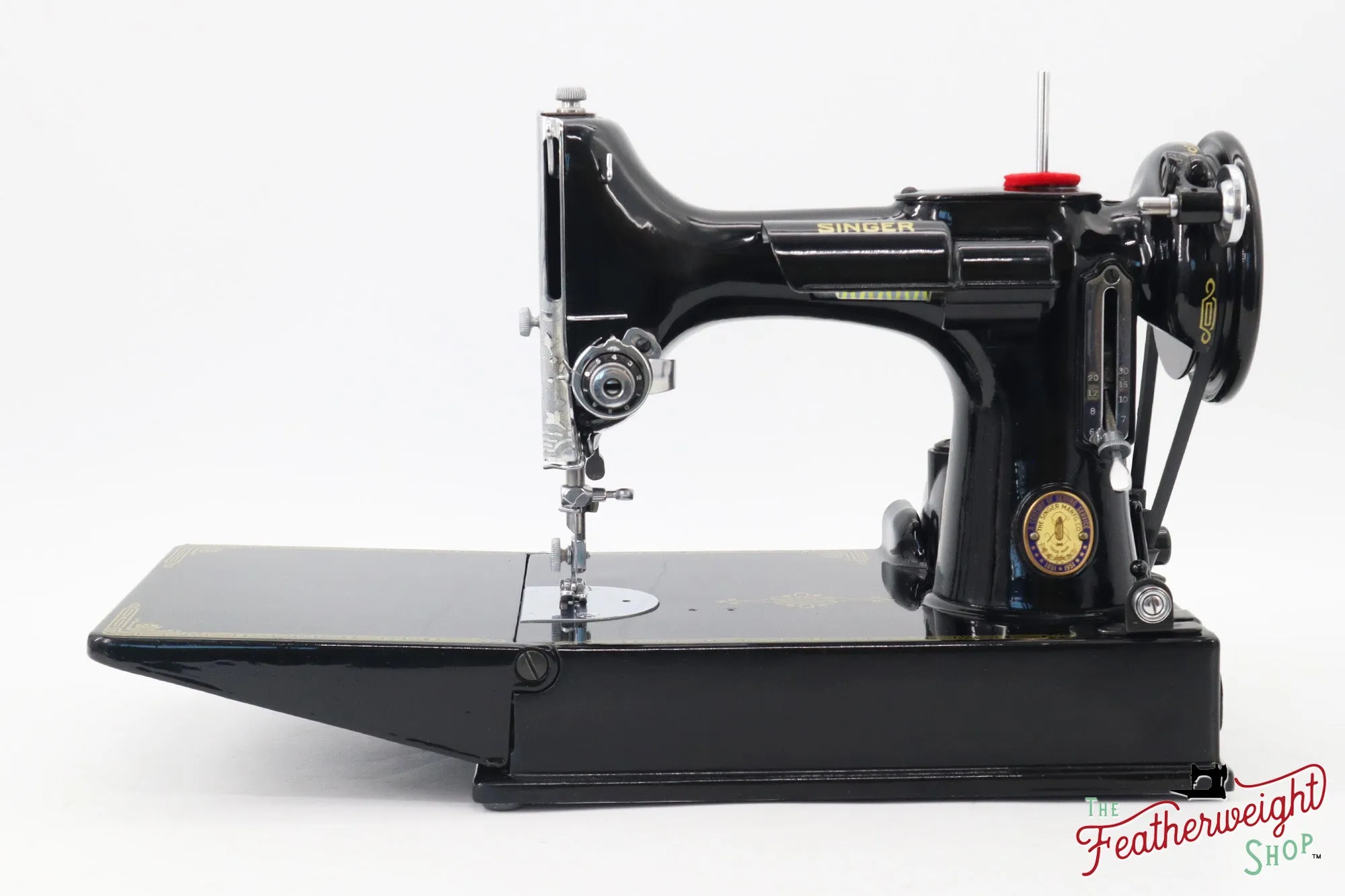 Singer Featherweight 221K Sewing Machine, Centennial: EF691***