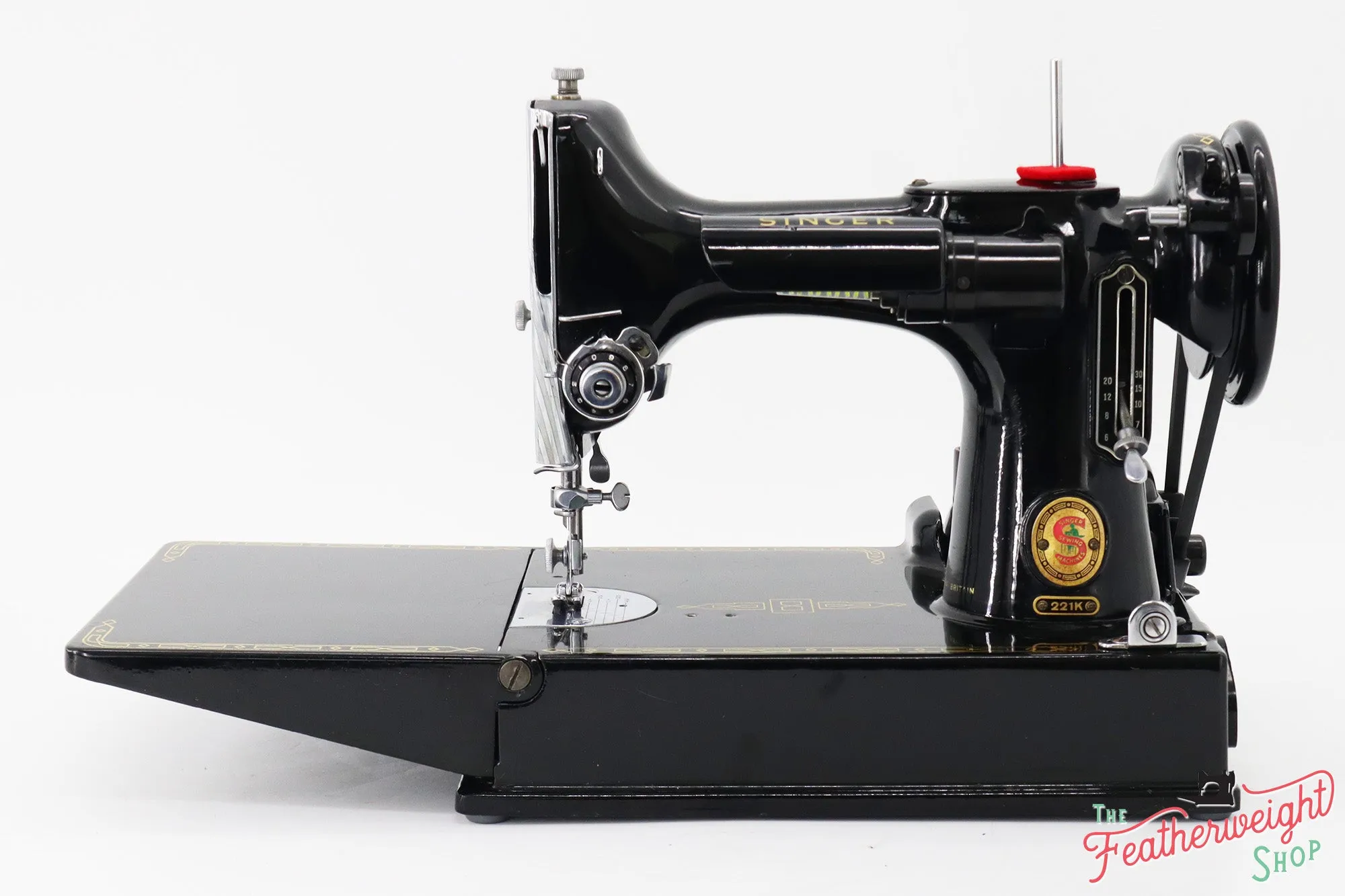 Singer Featherweight 221K Sewing Machine, RED "S" - ES653***