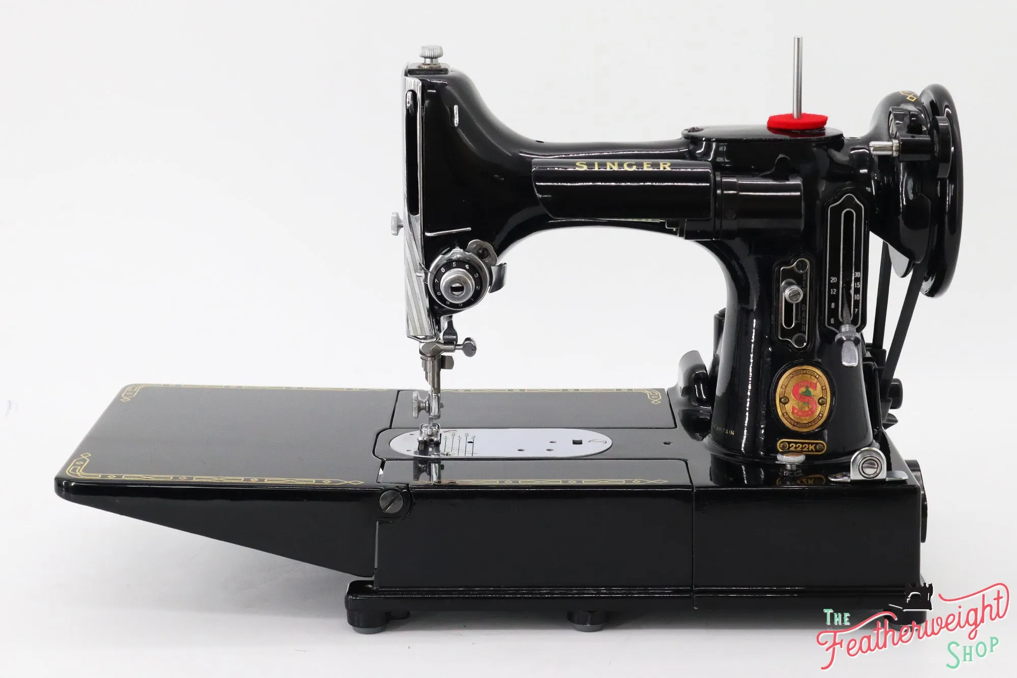 Singer Featherweight 222K Red 'S' Sewing Machine - EN139*** - 1958