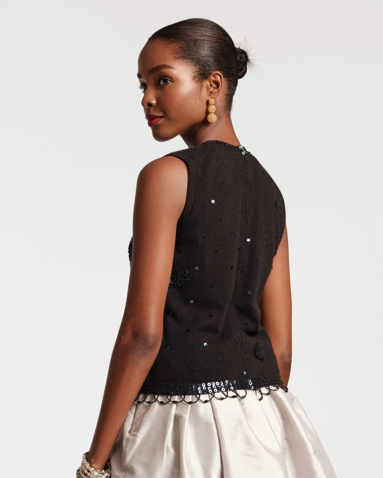 Star Embroidered Knit Shell Black